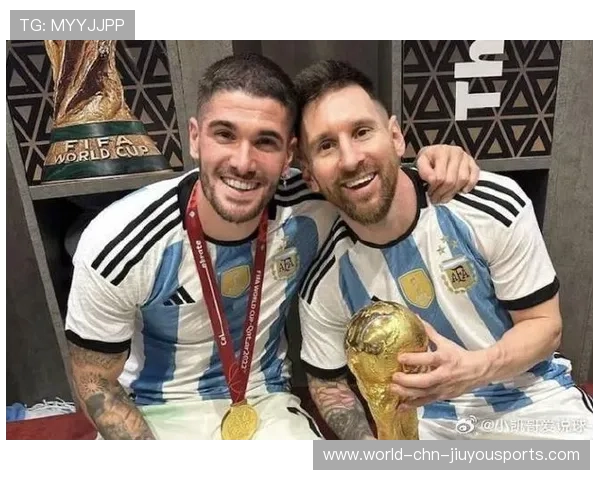 梅西＋德保罗罕见同框，豪取400助攻粉丝感动落泪的传奇瞬间